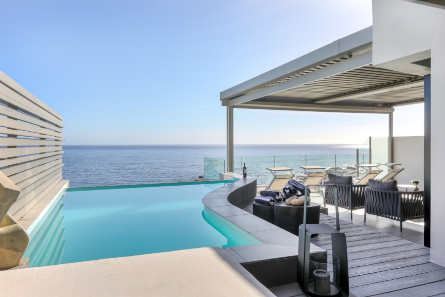 To Let 4 Bedroom Property for Rent in Bakoven Western Cape